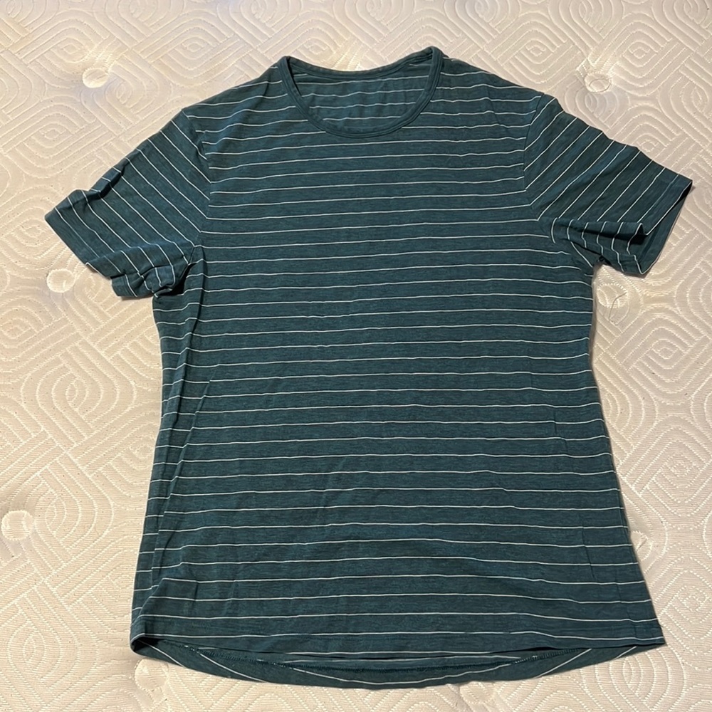 Lululemon medium green shirt.